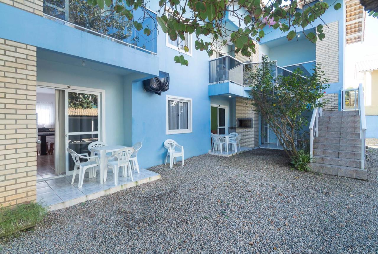 Apartamento Ferias De Verao 02 Apartment บอมบินญัส ภายนอก รูปภาพ