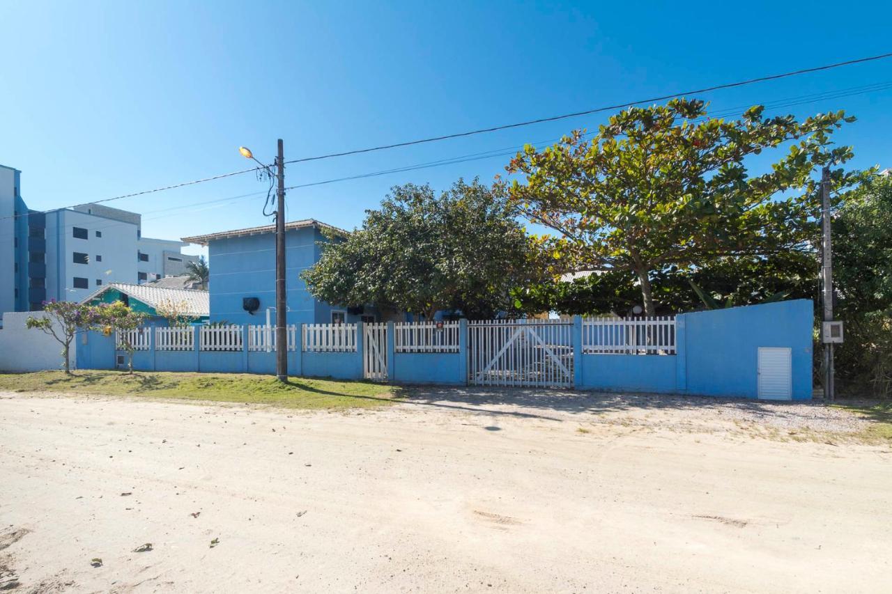 Apartamento Ferias De Verao 02 Apartment บอมบินญัส ภายนอก รูปภาพ
